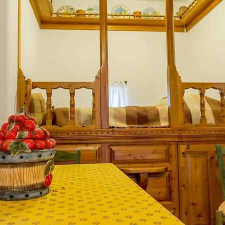Skopi House *